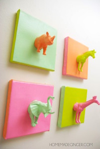 Ideias para decorar quarto infantil reciclando animais de plástico