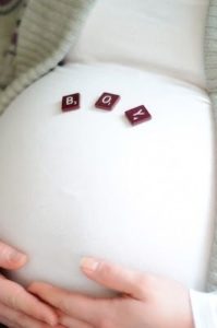foto para revelar sexo do bebê com letrinhas